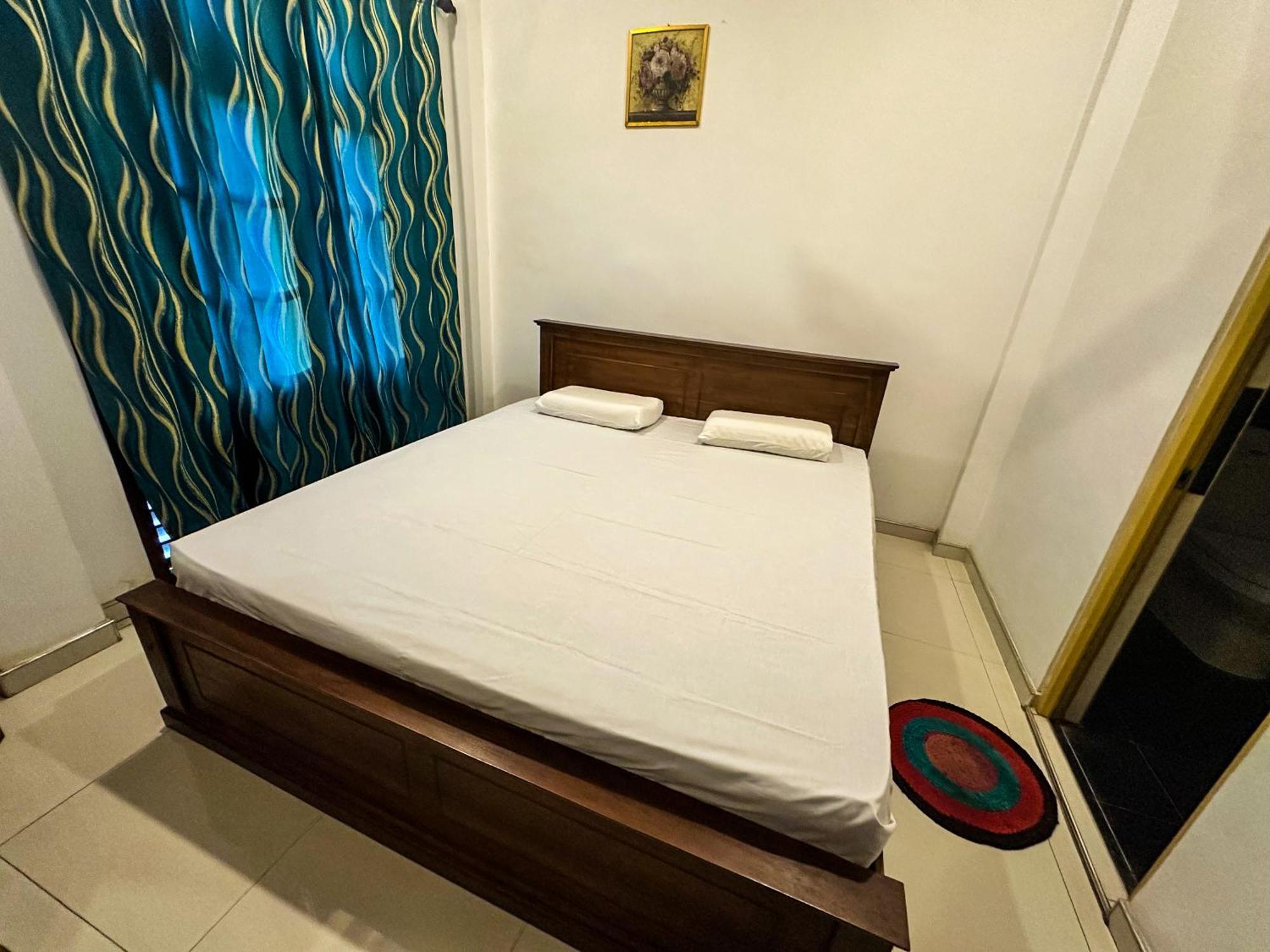 Отель New Panda House Галле Номер фото